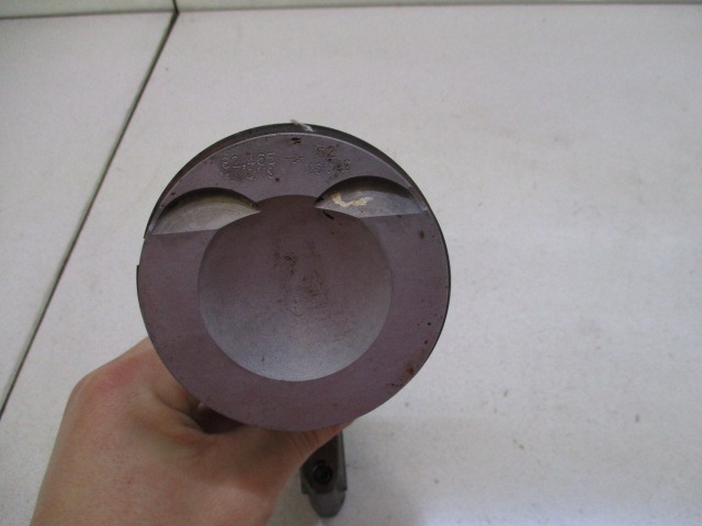 BAT ROCICNE GREDI/ OEM N. 109714 ORIGINAL REZERVNI DEL AUDI A5 8T COUPE/5P (2007 - 2011) BENZINA LETNIK 2010