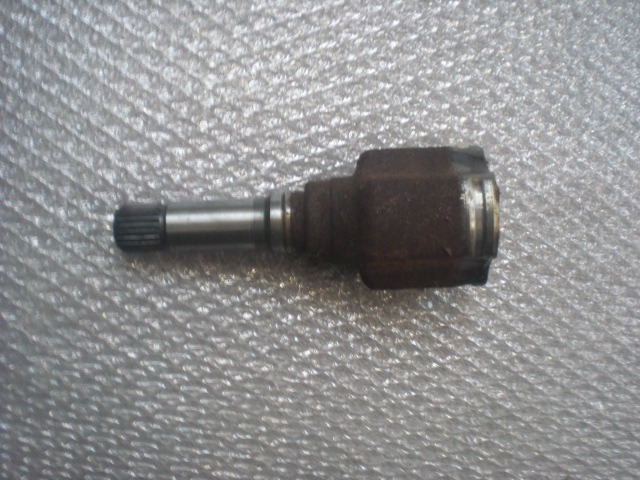 OS SKLOPKE POGONSKA GRED OEM N. 3272FW ORIGINAL REZERVNI DEL CITROEN C3 / PLURIEL MK1R (09/2005 - 11/2010) BENZINA LETNIK 2008