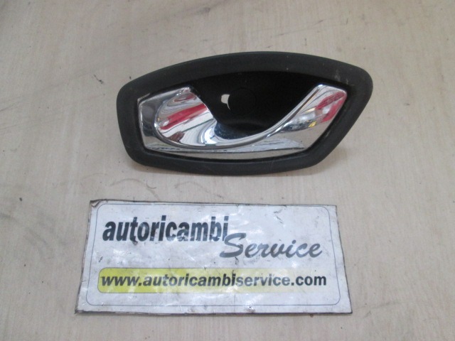 NOTRANJA KLJUKA  OEM N. 806700006R ORIGINAL REZERVNI DEL RENAULT CAPTUR J5 H5 (2013 - 2019) DIESEL LETNIK 2014