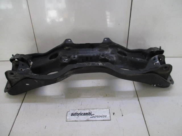 SPREDNJA OS/NOSILEC MOTORJA OEM N. 20101AG021 ORIGINAL REZERVNI DEL SUBARU IMPREZA GR GH G3 (06/2007 - 04/2013) BENZINA/GPL LETNIK 2009