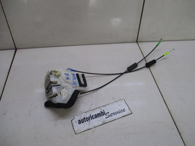 CENTRALNO ZAKLEPANJE ZADNJIH DESNIH VRAT OEM N. 61035FG200 ORIGINAL REZERVNI DEL SUBARU IMPREZA GR GH G3 (06/2007 - 04/2013) BENZINA/GPL LETNIK 2009