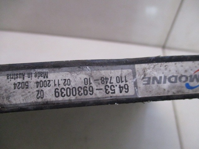 HLADILNIK KLIME OEM N. 6930039 ORIGINAL REZERVNI DEL BMW SERIE 1 BER/COUPE/CABRIO E81/E82/E87/E88 (2003 - 2007) DIESEL LETNIK 2005