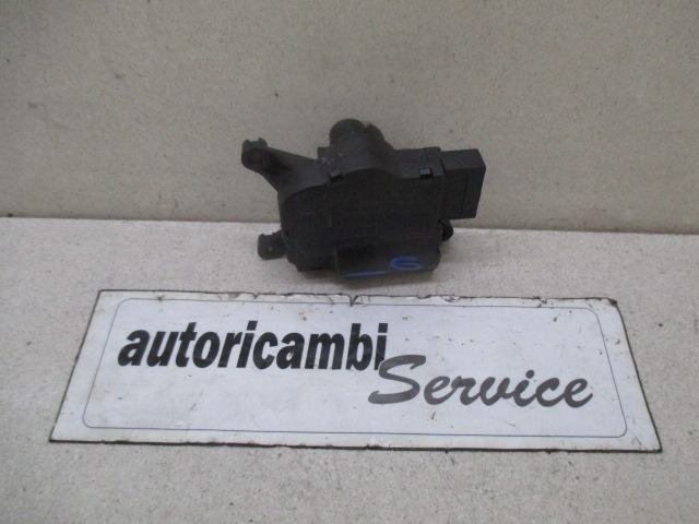 MOTORCEK OGREVANJA OEM N. A21000700 ORIGINAL REZERVNI DEL FIAT GRANDE PUNTO 199 (2005 - 2012) DIESEL LETNIK 2008
