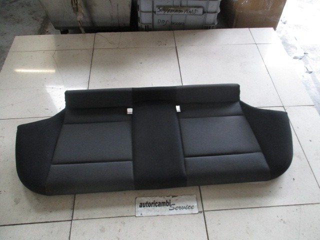 ZADNJE SEDISCE BLAGO OEM N. DIPITBWSR1E87BR5P ORIGINAL REZERVNI DEL BMW SERIE 1 BER/COUPE/CABRIO E81/E82/E87/E88 (2003 - 2007) DIESEL LETNIK 2005