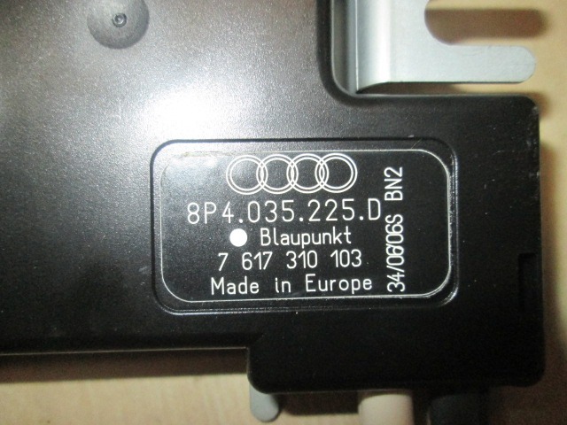 OJACEVALEC / ANTENA OEM N. 8P4035225D ORIGINAL REZERVNI DEL AUDI A3 MK2 8P 8PA 8P1 (2003 - 2008)DIESEL LETNIK 2006