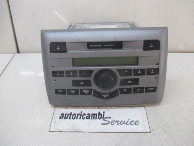 RADIO CD / OJACEVALNIK / IMETNIK HIFI OEM N. 735375657 ORIGINAL REZERVNI DEL FIAT STILO 192 BER/SW (2001 - 2004) DIESEL LETNIK 2003