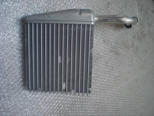 GRELEC RADIATORJA OEM N.  ORIGINAL REZERVNI DEL RENAULT GRAND MODUS F/JP0 R (2008 - 09/2013) BENZINA LETNIK 2009