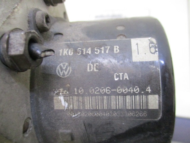 ABS AGREGAT S PUMPO OEM N. 1K0907379D ORIGINAL REZERVNI DEL AUDI A3 MK2 8P 8PA 8P1 (2003 - 2008)DIESEL LETNIK 2004