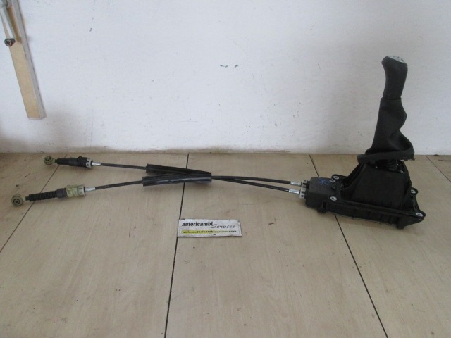 MEHANIZEM VZVODA ROCNEGA MENJALNIKA OEM N. 349017122R ORIGINAL REZERVNI DEL DACIA SANDERO / SANDERO STEPWAY MK2 (2012 - 2016) BENZINA LETNIK 2013