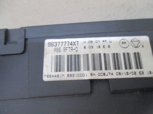 KONTROLNA ENOTA KLIMATSKE NAPRAVE / AVTOMATSKA KLIMATSKA NAPRAVA OEM N. 96377774XT ORIGINAL REZERVNI DEL CITROEN C3 / PLURIEL MK1 (2002 - 09/2005) DIESEL LETNIK 2003