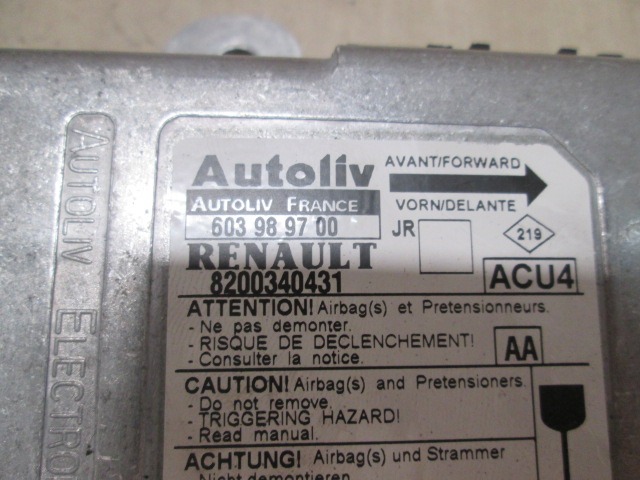 RACUNALNIK AIRBAG OEM N. 8200340431 ORIGINAL REZERVNI DEL RENAULT SCENIC/GRAND SCENIC JM0/1 MK2 (2003 - 2009) DIESEL LETNIK 2003