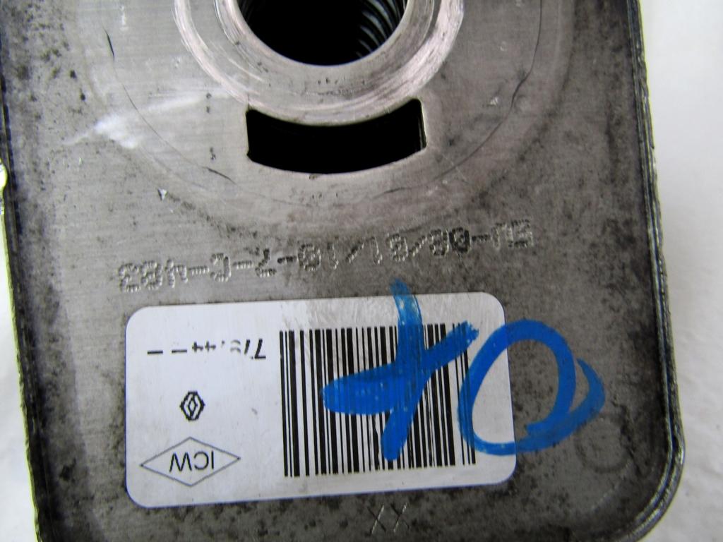 TOPLOTNI IZMENJEVALNIK/FILTER OLJA  OEM N. 8200779744 ORIGINAL REZERVNI DEL RENAULT MEGANE MK3 BZ0/1 B3 DZ0/1 KZ0/1 BER/SPORTOUR/ESTATE (2009 - 2015) DIESEL LETNIK 2010