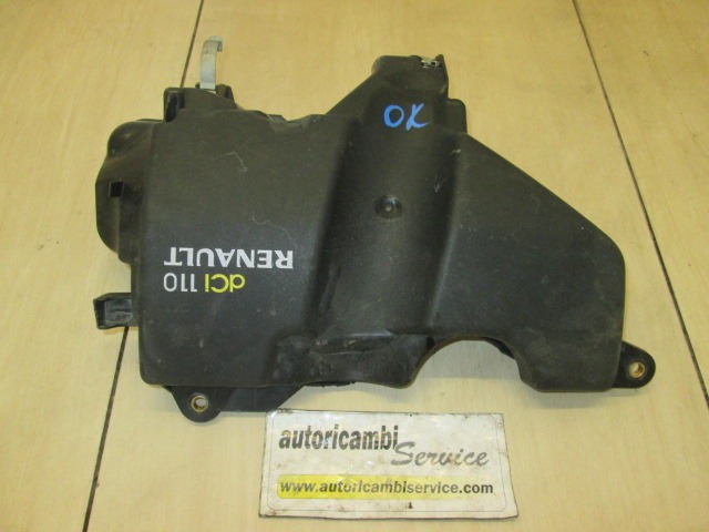 POKROV MOTORJA  OEM N. 8200670747 ORIGINAL REZERVNI DEL RENAULT MEGANE MK3 BZ0/1 B3 DZ0/1 KZ0/1 BER/SPORTOUR/ESTATE (2009 - 2015) DIESEL LETNIK 2010