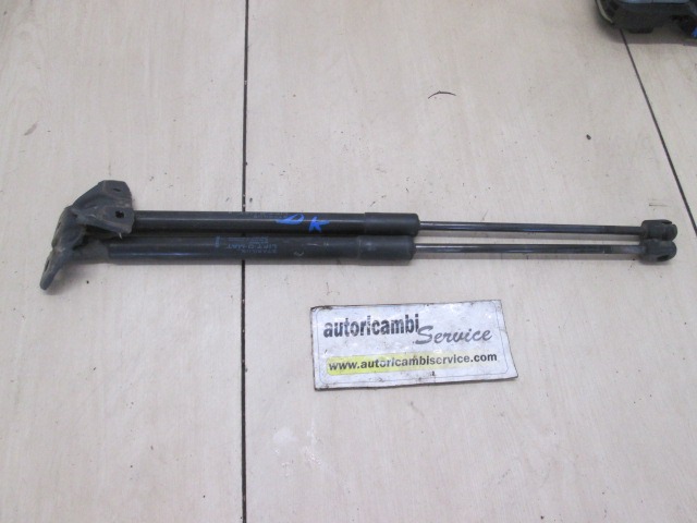 AMORTIZERJI PRTLJAZNIH VRAT  OEM N. 844300009R ORIGINAL REZERVNI DEL RENAULT MEGANE MK3 BZ0/1 B3 DZ0/1 KZ0/1 BER/SPORTOUR/ESTATE (2009 - 2015) DIESEL LETNIK 2010