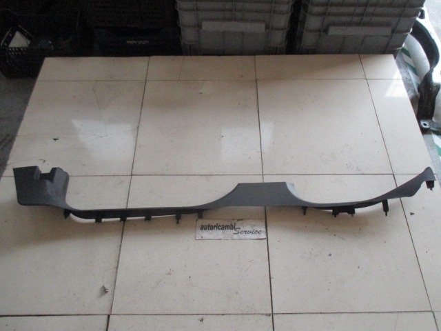 NOTRANJA OBLOGA PRAGA  OEM N. 13259198 ORIGINAL REZERVNI DEL OPEL ASTRA J P10 5P/3P/SW (2010 - 2015) DIESEL LETNIK 2011