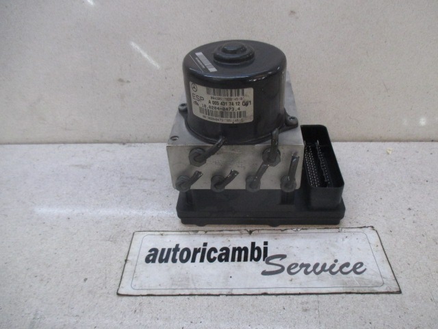 ABS AGREGAT S PUMPO OEM N. A0054317412 ORIGINAL REZERVNI DEL MERCEDES CLASSE C W203 BER/SW (2000 - 2007) DIESEL LETNIK 2005