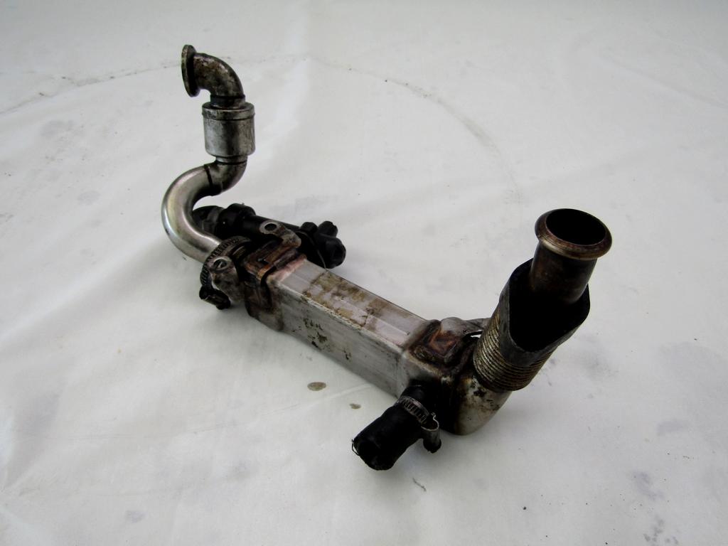7790065 RADIATORE SCARICO GAS EGR BMW 530D E60 3.0 D 5P AUT 160KW (2005) RICAMBIO USATO 