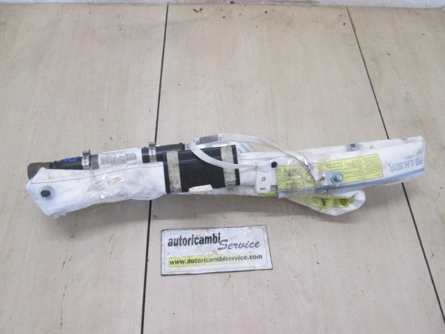 ZRACNA BLAZINA GLAVA DESNA OEM N. 850101J000 ORIGINAL REZERVNI DEL HYUNDAI I20 PB PBT MK1 R (2012 - 2014) DIESEL LETNIK 2012