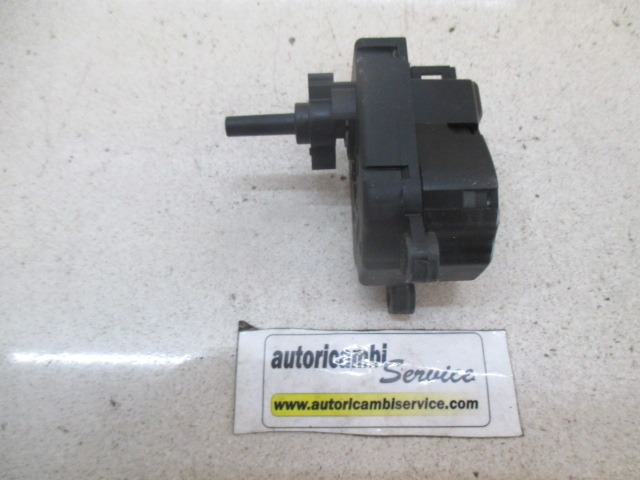 MOTORCEK OGREVANJA OEM N. 410474281 ORIGINAL REZERVNI DEL CITROEN C3 MK2 SC (2009 - 2016) BENZINA/GPL LETNIK 2010