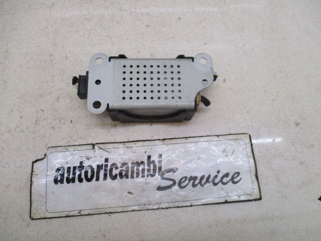 OJACEVALEC / ANTENA OEM N. 1K6035570F ORIGINAL REZERVNI DEL VOLKSWAGEN GOLF V 1K1 1K5 MK5 BER/SW (02/2004-11/2008) DIESEL LETNIK 2004