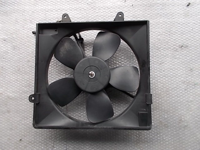 VENTILATOR HLADILNIKA OEM N.  ORIGINAL REZERVNI DEL KIA CARNIVAL GQ MK1 (1998 - 2006)DIESEL LETNIK 2000