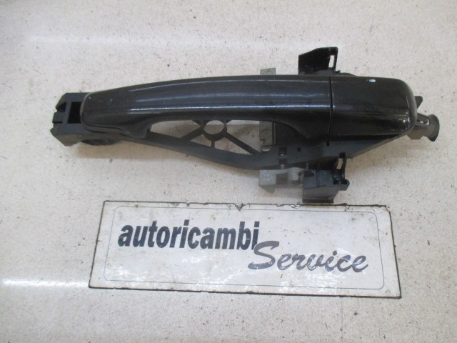 ZUNANJA KLJUKA SPREDNJA DESNA VRATA OEM N. 39879658 ORIGINAL REZERVNI DEL VOLVO V50 545 (2004 - 05/2007) DIESEL LETNIK 2004