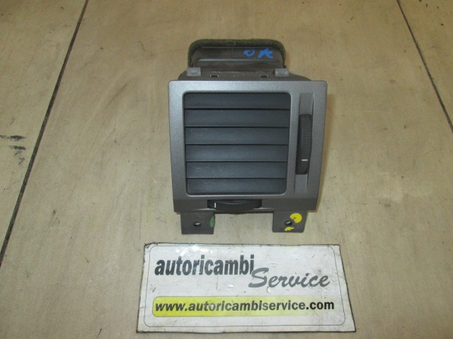 ODVOD ZRAKA OEM N. 24449552 ORIGINAL REZERVNI DEL OPEL VECTRA C Z02 BER/SW (2002 - 2006) DIESEL LETNIK 2004