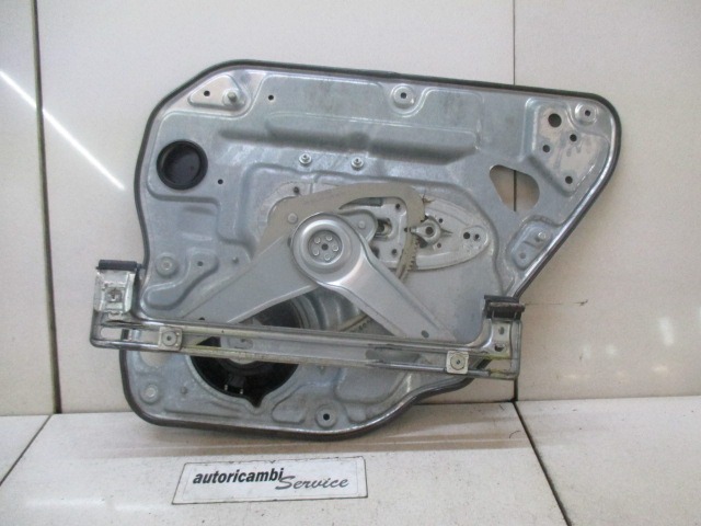 MEHANIZEM ZA ZADNJA VRATA  OEM N. 31253516 ORIGINAL REZERVNI DEL VOLVO V50 545 (2004 - 05/2007) DIESEL LETNIK 2004