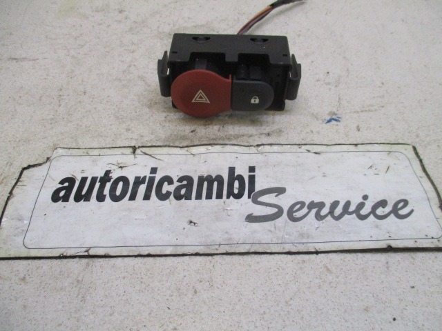 STIKALO VARNOSTNIH ZMIGAVCEV  OEM N. E31601 ORIGINAL REZERVNI DEL RENAULT CLIO BR0//1 CR0/1 KR0/1 MK3 R (05/2009 - 2013) BENZINA/GPL LETNIK 2012