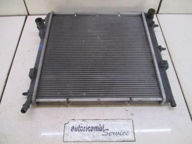 RADIATOR VODE OEM N. 9682941780 ORIGINAL REZERVNI DEL CITROEN C3 MK2 SC (2009 - 2016) BENZINA LETNIK 2011