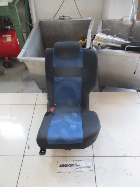 TRETJA VRSTA ENOJNI SEDEZ BLAGO OEM N. 23PSTHYGETZTBRBR5P ORIGINAL REZERVNI DEL HYUNDAI GETZ TB R (02/2006 - 2008) DIESEL LETNIK 2007