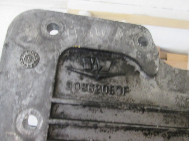 POSODA ZA OLJE/KARTER OLJA OEM N. 90862050F ORIGINAL REZERVNI DEL JEEP GRAND CHEROKEE ZJ ZG MK1 (1993 - 1998) DIESEL LETNIK 1997