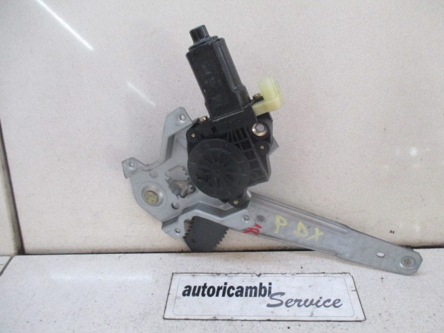 MEHANIZEM DVIGA ZADNJIH STEKEL  OEM N. 834021C000 ORIGINAL REZERVNI DEL HYUNDAI GETZ TB R (02/2006 - 2008) DIESEL LETNIK 2007