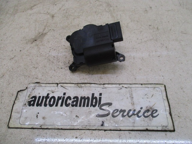 MOTORCEK OGREVANJA OEM N. A21000700 ORIGINAL REZERVNI DEL FIAT GRANDE PUNTO 199 (2005 - 2012) BENZINA LETNIK 2006