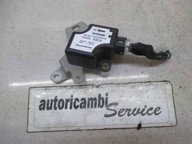 SENZOR ZA PLIN OEM N. 47930-EQ010 ORIGINAL REZERVNI DEL NISSAN X-TRAIL T30 (2001 - 08/2007) DIESEL LETNIK 2004