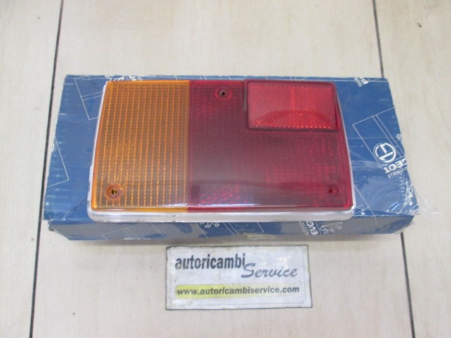 ZADNJI DESNI ZAROMETI OEM N. 63461 ORIGINAL REZERVNI DEL PEUGEOT 104 (1972 - 1983)BENZINA LETNIK 1972