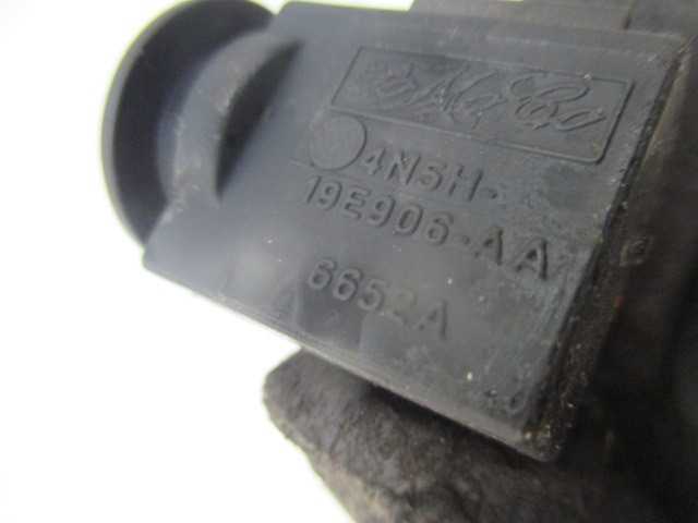 TEMPERATURNI SENZORJI / AC OEM N. 4N5H-19E906 ORIGINAL REZERVNI DEL VOLVO V50 545 (2004 - 05/2007) DIESEL LETNIK 2005