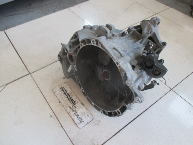 ROCNI MENJALNIK OEM N. 17906 Cambio meccanico ORIGINAL REZERVNI DEL VOLVO V50 545 (2004 - 05/2007) DIESEL LETNIK 2005