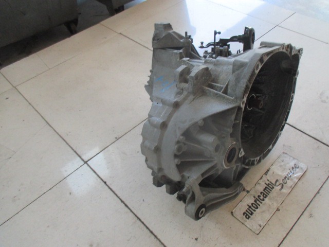 ROCNI MENJALNIK OEM N. 17906 Cambio meccanico ORIGINAL REZERVNI DEL VOLVO V50 545 (2004 - 05/2007) DIESEL LETNIK 2005