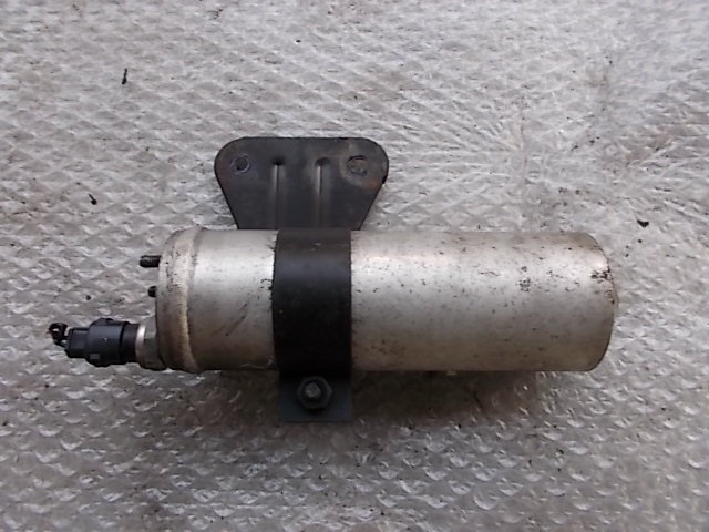 RAZVLAZEVALEC OEM N.  ORIGINAL REZERVNI DEL KIA CARNIVAL GQ MK1 (1998 - 2006)DIESEL LETNIK 2000