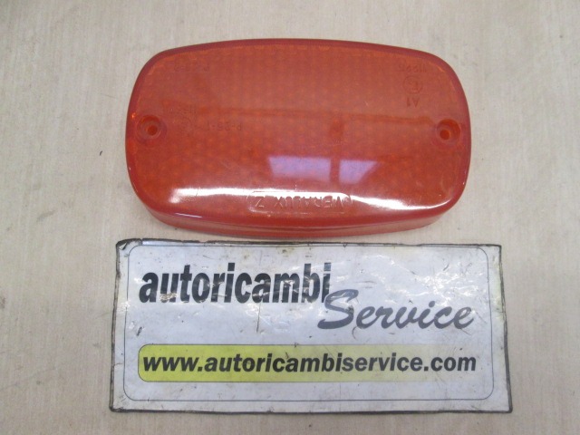 SPREDNJI INDIKATOR OEM N. 11810131 ORIGINAL REZERVNI DEL FIAT 600T 850T (1964 - 1976)BENZINA LETNIK 1964
