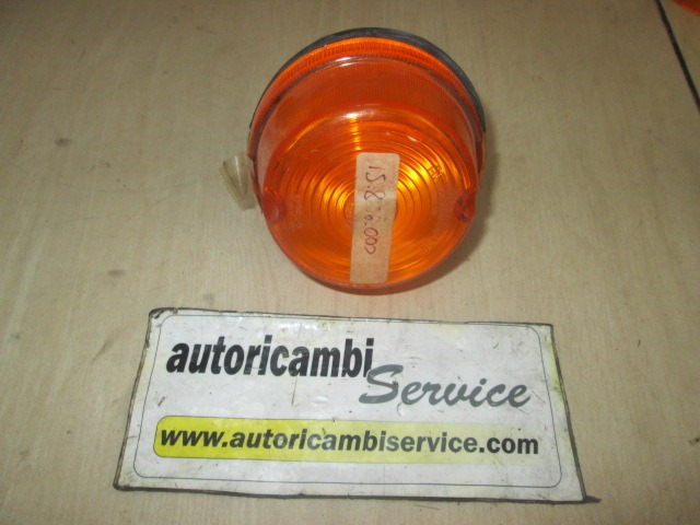 SPREDNJI INDIKATOR OEM N. 15806000 ORIGINAL REZERVNI DEL FIAT 625 (1965 - 1972)DIESEL LETNIK 1970