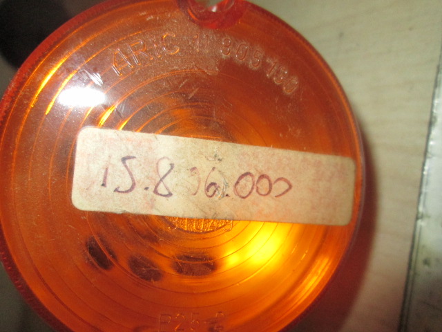 SPREDNJI INDIKATOR OEM N. 15806000 ORIGINAL REZERVNI DEL FIAT 625 (1965 - 1972)DIESEL LETNIK 1970