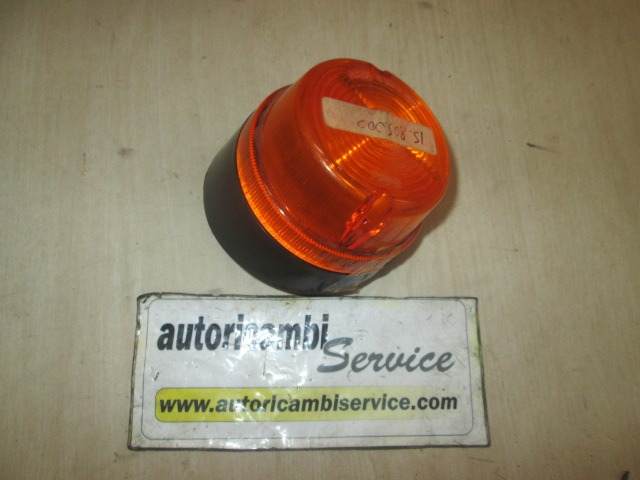 SPREDNJI INDIKATOR OEM N. 15805000 ORIGINAL REZERVNI DEL FIAT 682 SERIE T T2 T3 T4 N N2 N3 N4 683 (1952 - 1988)DIESEL LETNIK 1954