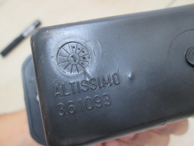 SPREDNJI INDIKATOR OEM N. 12041000 ORIGINAL REZERVNI DEL FIAT 128 (1969 - 1983)BENZINA LETNIK 1969
