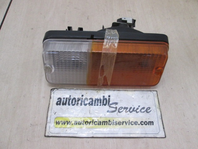 SPREDNJI INDIKATOR OEM N. 12041000 ORIGINAL REZERVNI DEL FIAT 128 (1969 - 1983)BENZINA LETNIK 1969