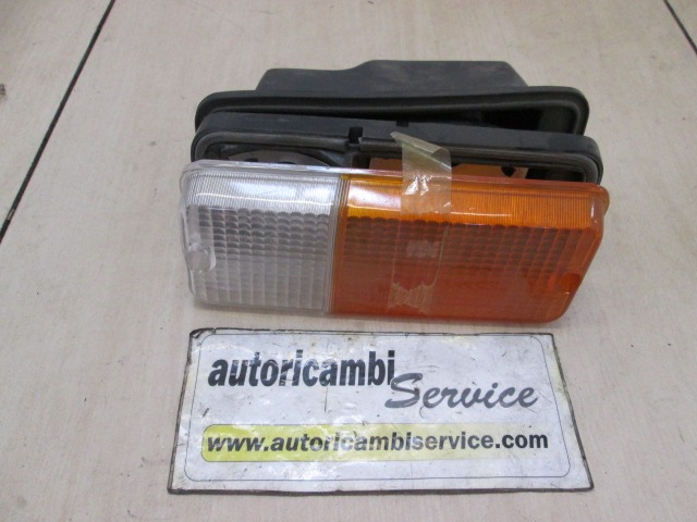 SPREDNJI INDIKATOR OEM N. 12041000 ORIGINAL REZERVNI DEL FIAT 128 (1969 - 1983)BENZINA LETNIK 1969