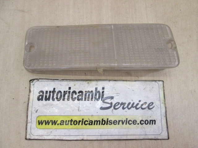 SPREDNJI INDIKATOR OEM N. 15133133 ORIGINAL REZERVNI DEL FIAT 132 (1972 - 1981)BENZINA LETNIK 1974