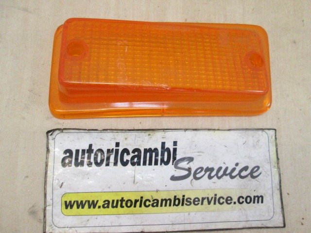 SPREDNJI INDIKATOR OEM N. 11134130 ORIGINAL REZERVNI DEL FIAT 126 (1972 - 1991)BENZINA LETNIK 1976