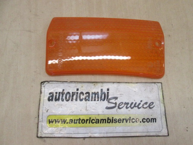SPREDNJI INDIKATOR OEM N. 11122130 ORIGINAL REZERVNI DEL FIAT 124 (1966 - 1974)BENZINA LETNIK 1966